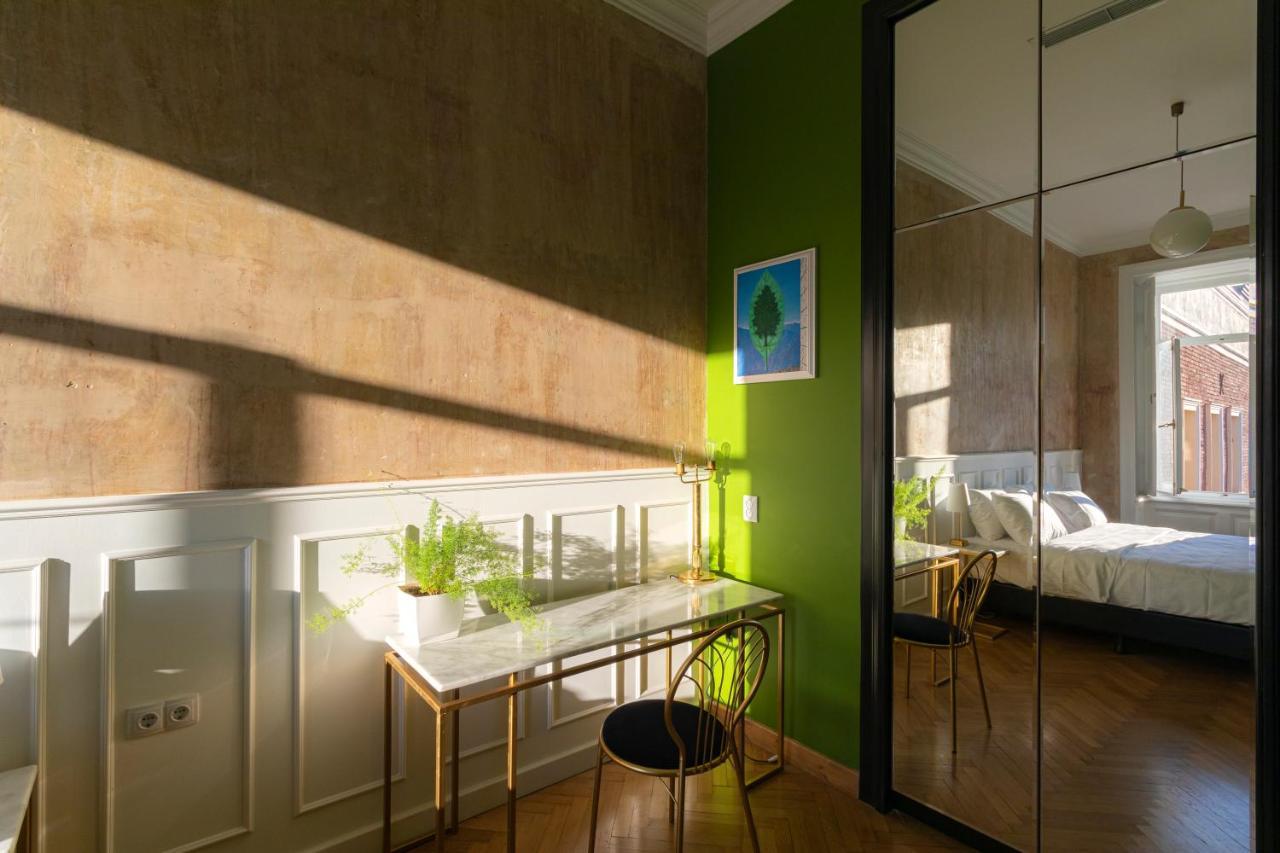 Unfound Door - Design Hotel Tbiliszi Kültér fotó